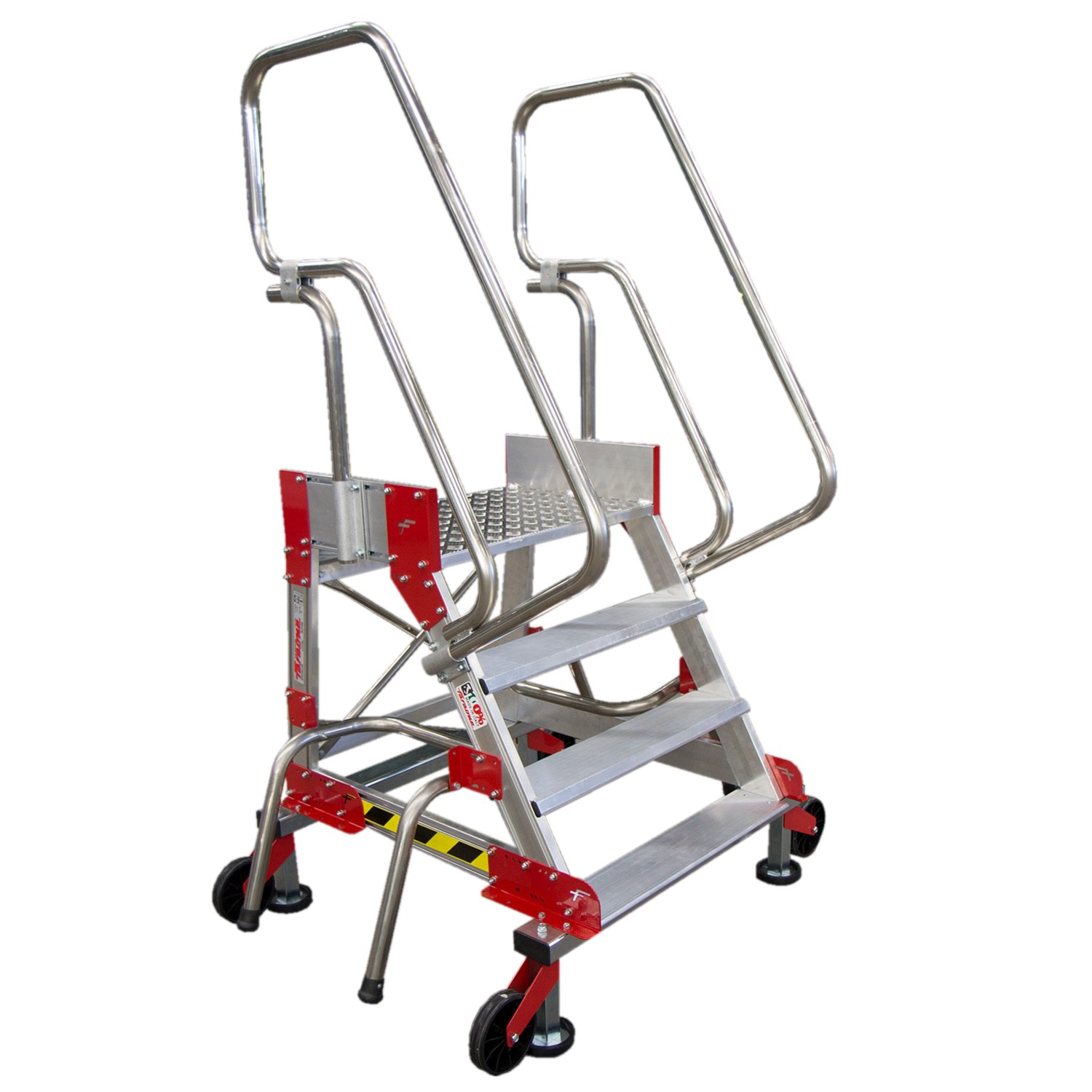 EM1303 | Escada de acesso frontal