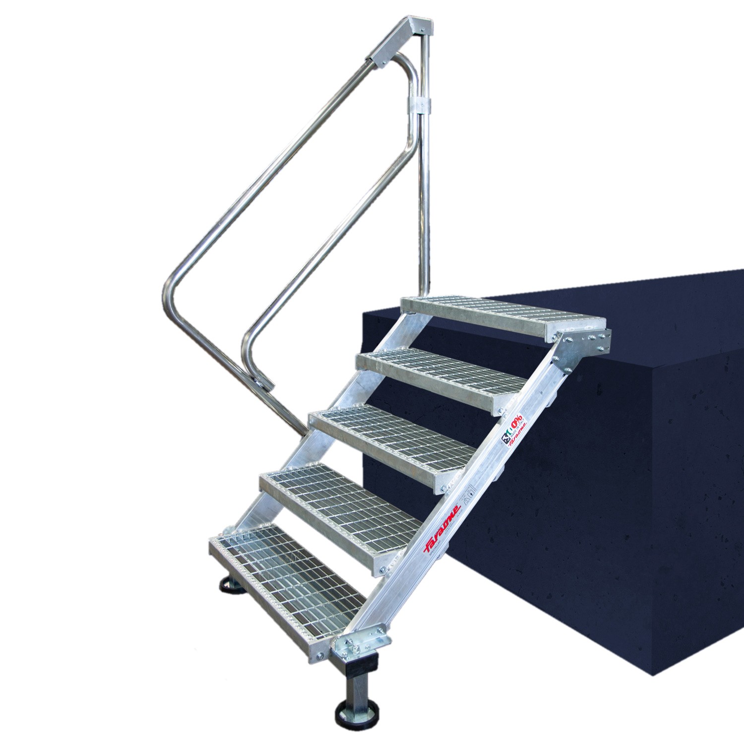 EM1307 | Escada de acesso frontal