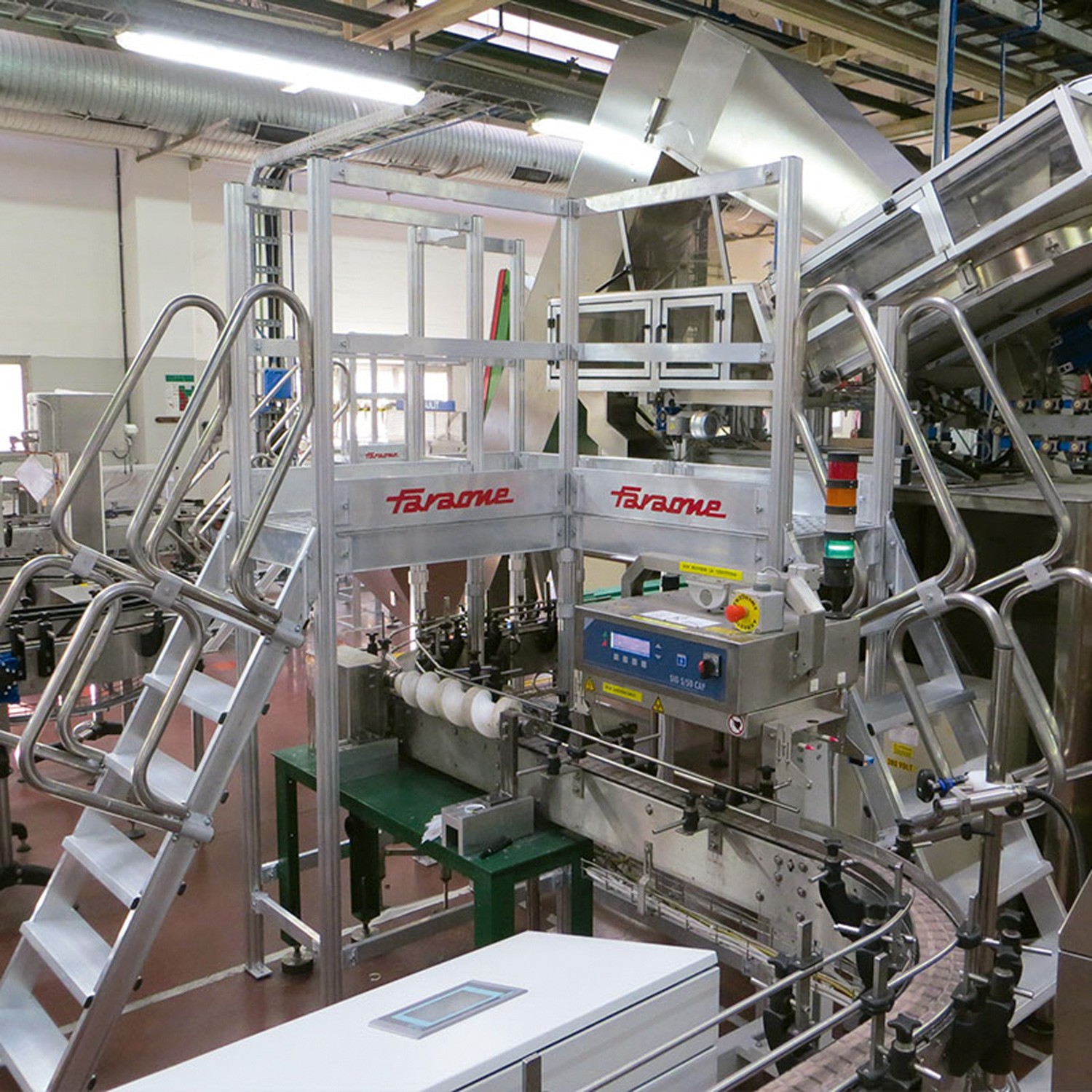 EM1107 | Passadiço para atravessar