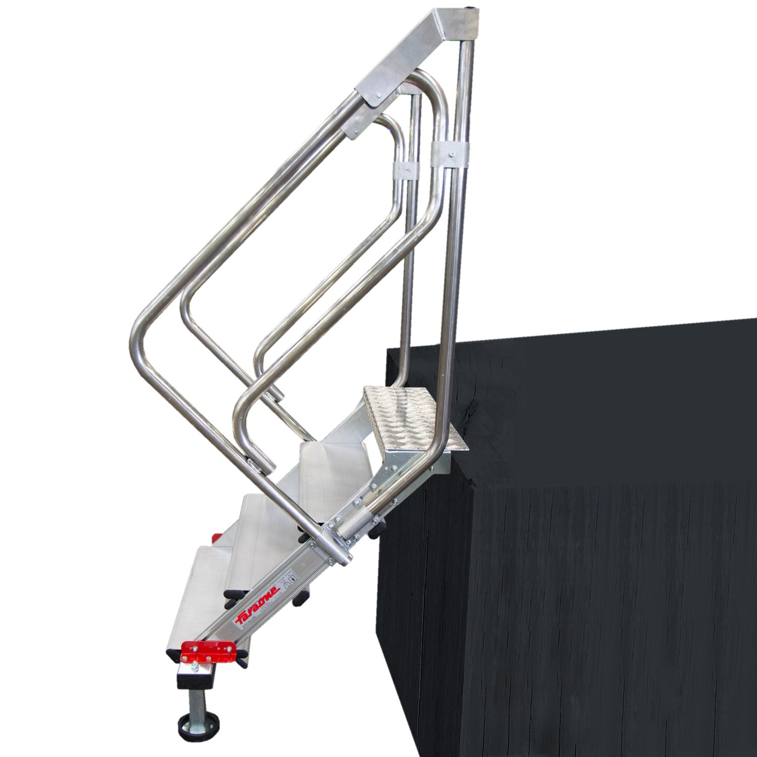 EM1306 | Escada de acesso frontal