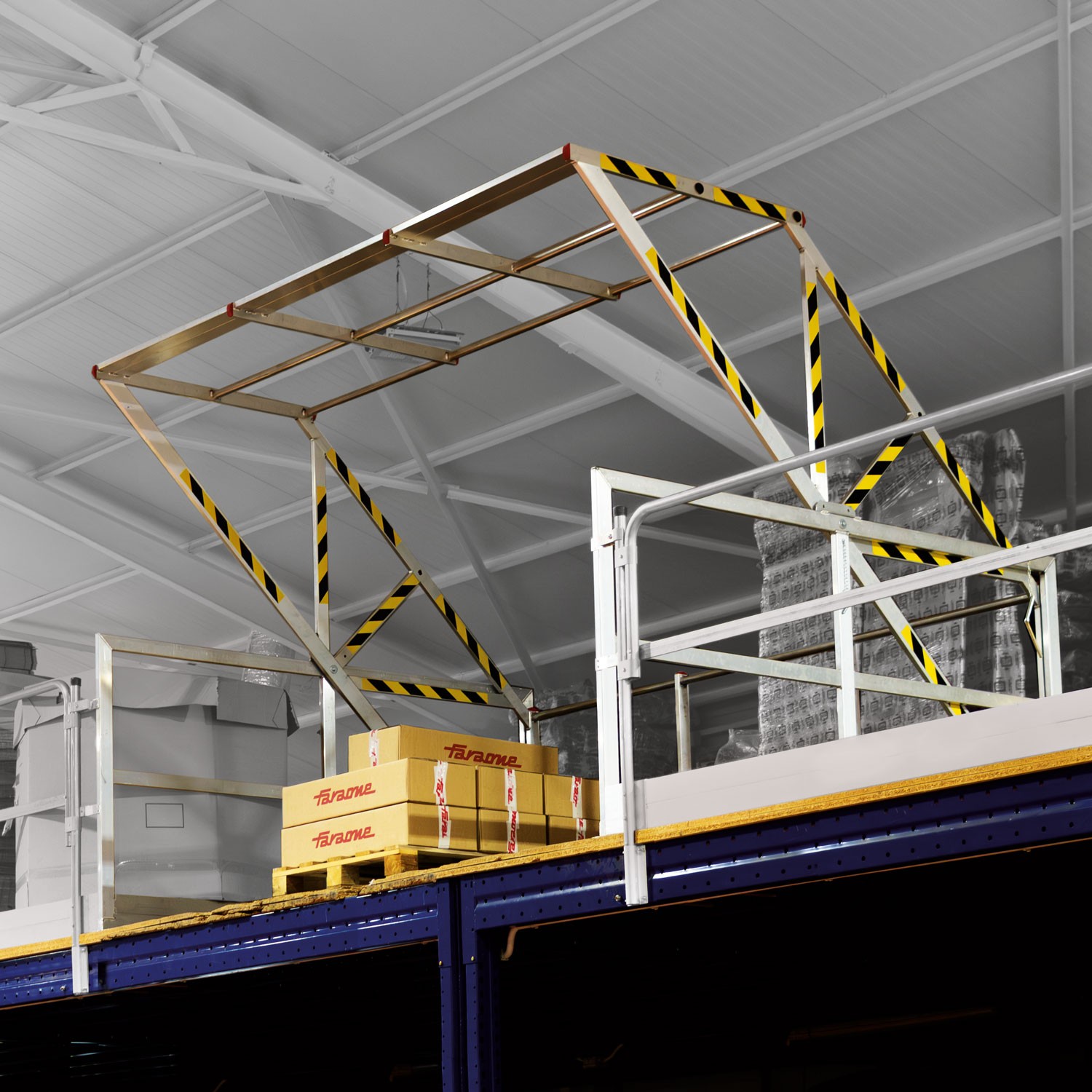 E-SAFETY | Gradil basculante de segurança em alumínio